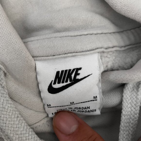 Nike Pullover Men's Hoodie - Picture 4 of 4
